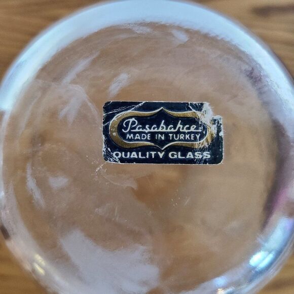 Pasabahce Floral Etched Glass Vase  |  Made in Turkey  |  Beautiful! - Picture 9 of 14